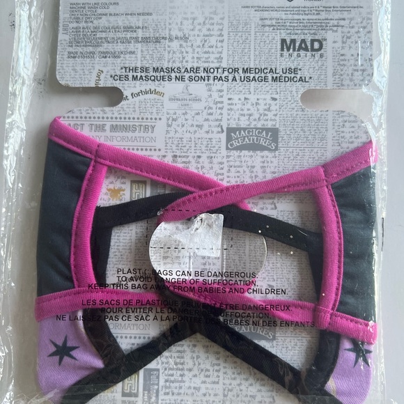 2 Harry Potter Adult Face Mask Warner Brothers Hogwarts Masks Wizard World New - Picture 2 of 2